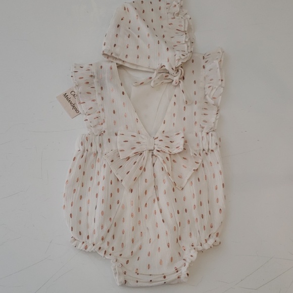 Catherine Malandrino Other - NWT Rose Gold Bubble Romper Bonnet Set